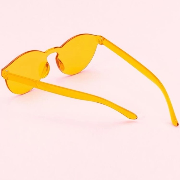Rimless Round Sunglasses - Picture 3 of 5